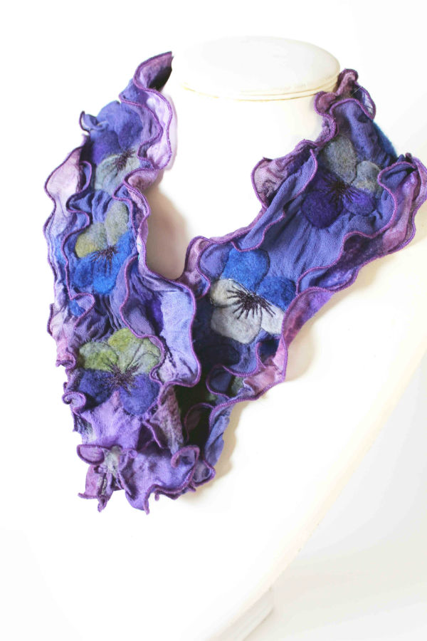 Lilac-viola-flowers-psd