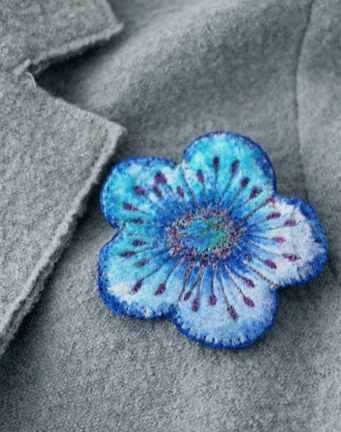blue-floer-on-lapel