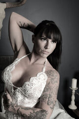 Anna - Part-time Model