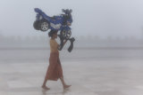 GR IMG 8877 E