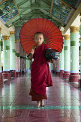 Mandalay IMG 6185 E C