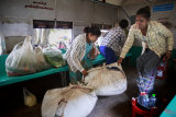 Train Yangon 254A1336 E