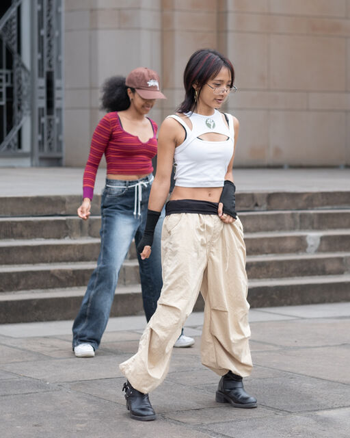 Dancers 2