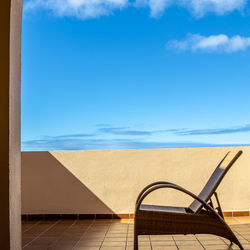 G3 PDI 1 Terrace with chair
