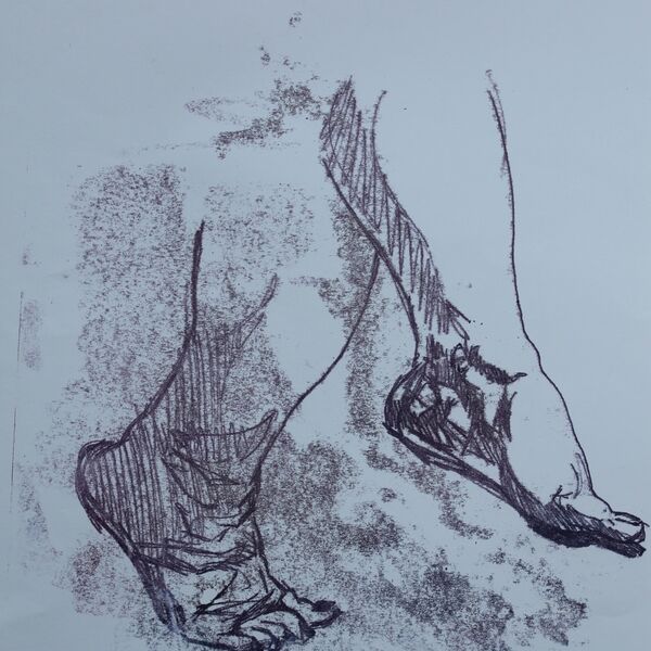Mono 130. Feet.