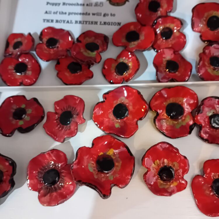 Judy Stephenson sale of ceramic Poppies for Royal British Legion
