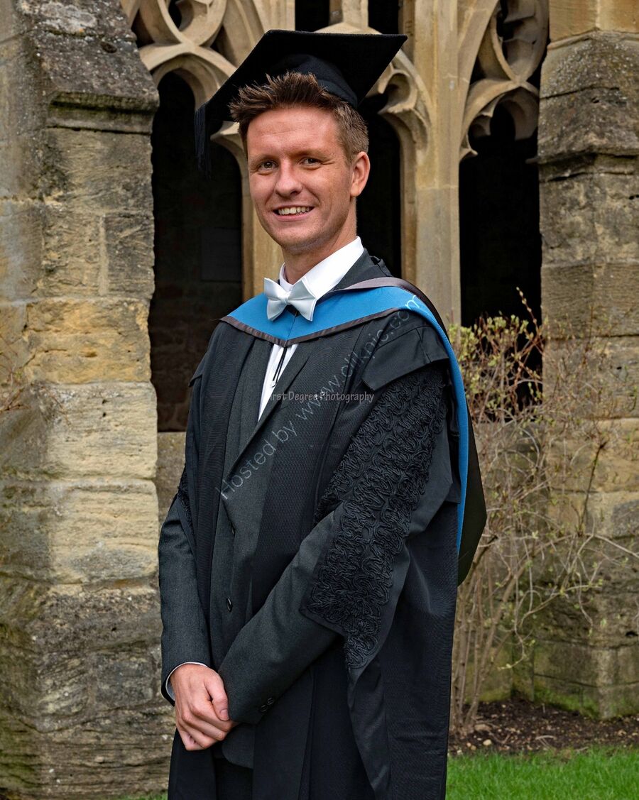 Grads001 320