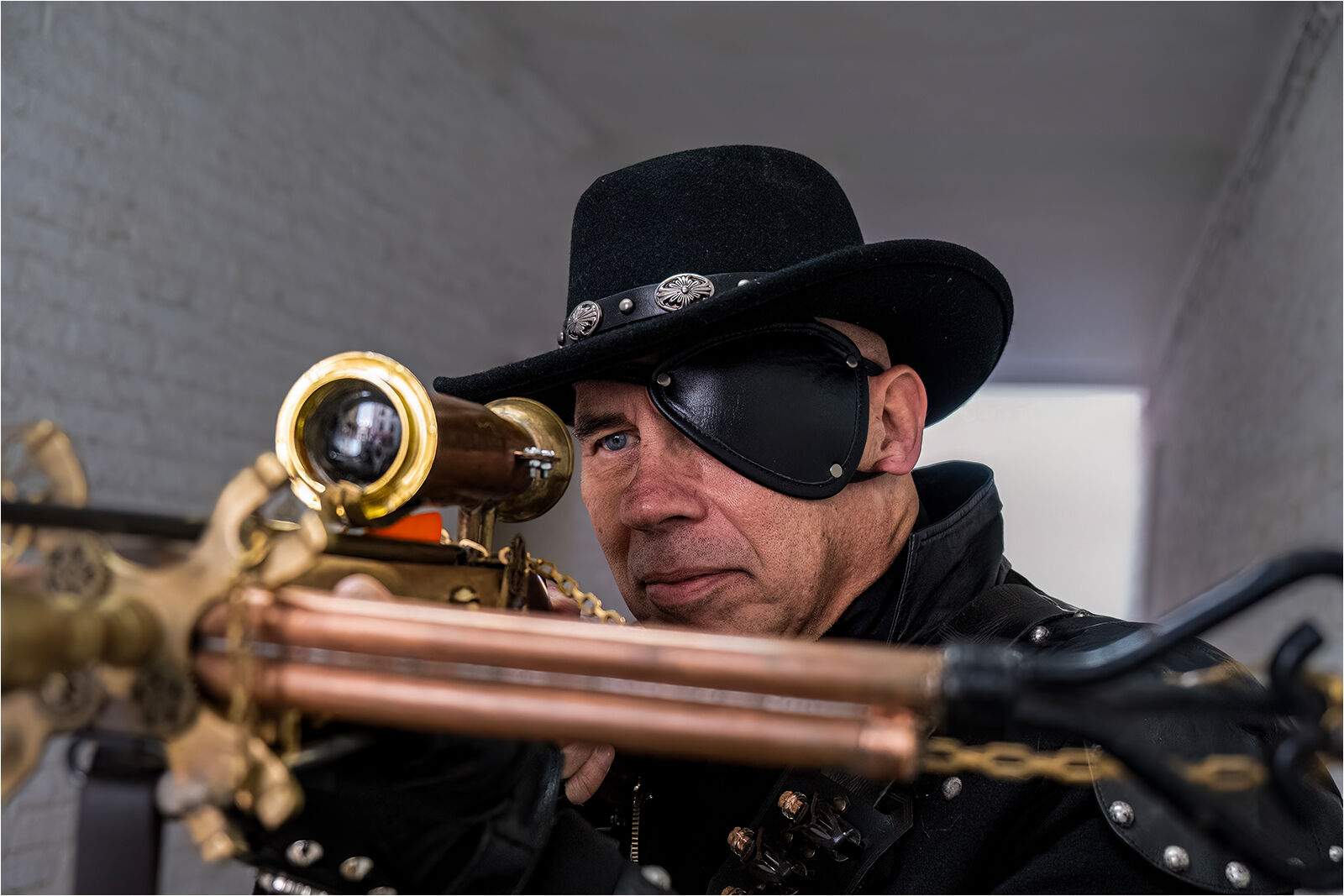 HC Ian Smith Crossbow Assassin