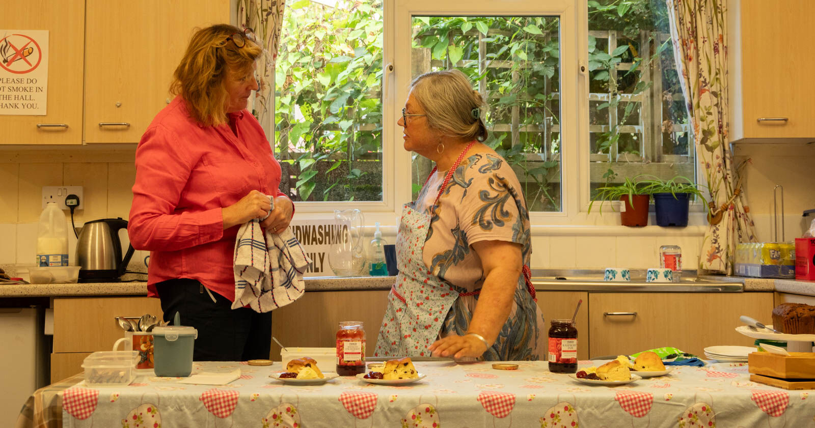 HC Paul Henderson He only put the cream on first!!