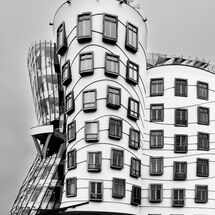 C Pedro Landers The Dancing House