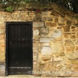 Gate