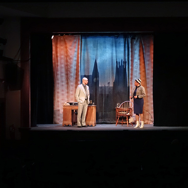 BARNSTORMERS THEATRE