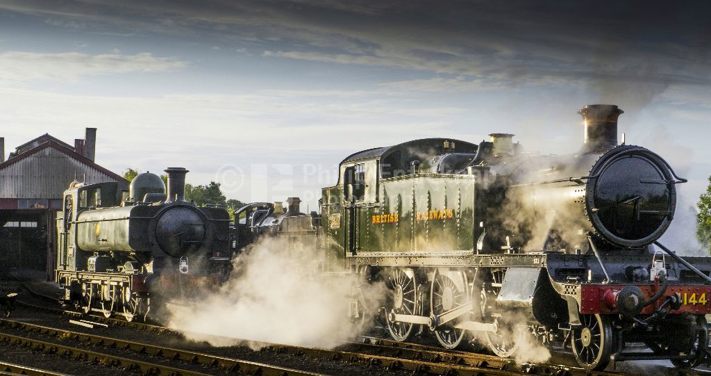 '5101' class 2-6-2T 'large prairie' & GWR pannier tank No 3650
