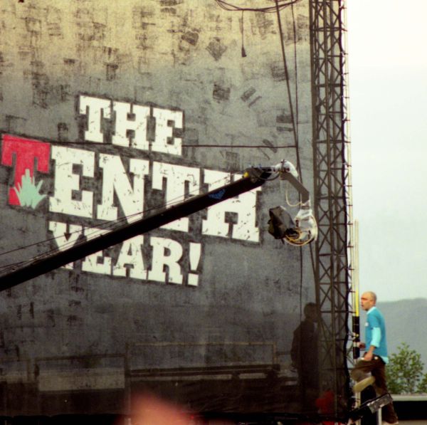 REM's Michael Stipe @ T in the Park 2003