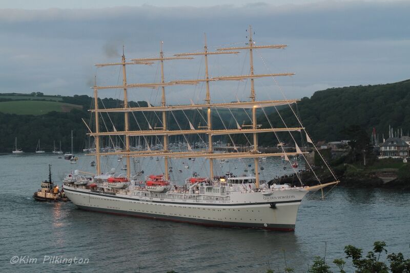 Golden Horizon leaving Fowey-Kim Pilkington r