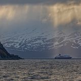 Hurtigruten, Arctic Circle