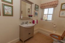 Downstairs Bathroom1