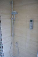 Remote control thermostatic shower valve