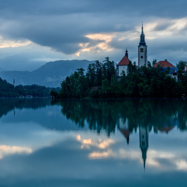lake bled sunrise 6756