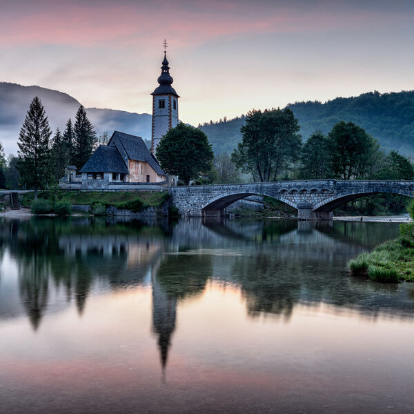 lake bohinj 7048