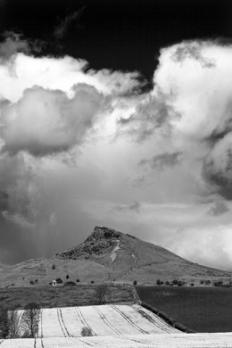 ROSEBERRY TOPPING