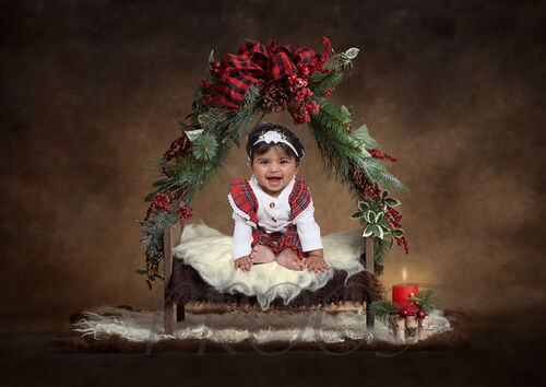 KIYANA CHRISTMAS BED