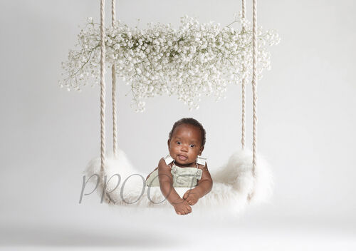 SWING WITH BABYBREATH PIC