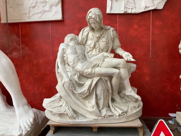 Pietà di Roma- finto marmo, velature