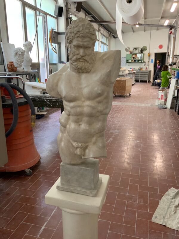 Torso di Ercole patinato S233 finta pietra
