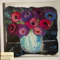 208 Flowers in Vase Pennedinwool