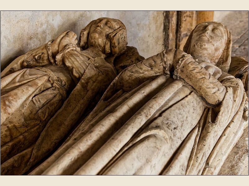 5 Tomb in the Crypt