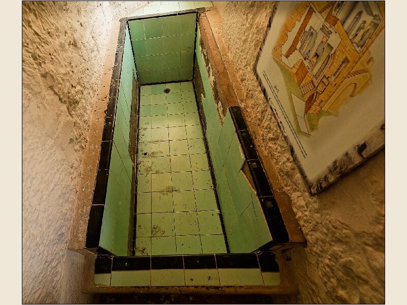 Caldicot 5 Bath in the Tower
