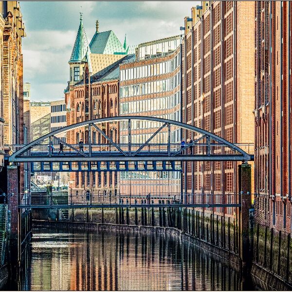 DPI: Warehouse District, Hamburg by Tom Sharp - Commended