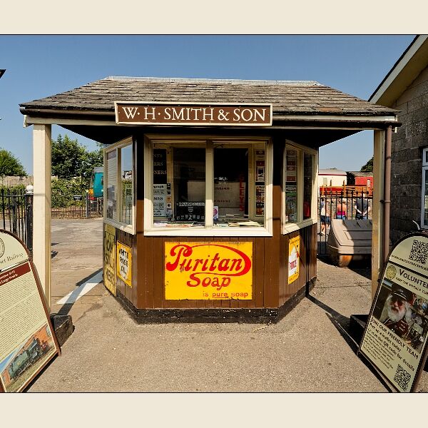 ESR 5 Very Old W H Smith