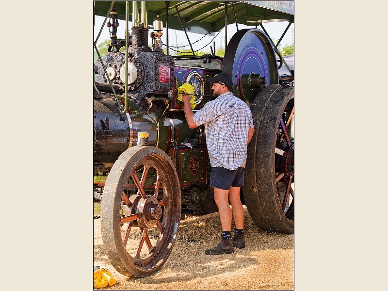 Fairford 8- Cleaning The Engine