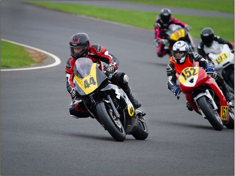 DPI: Lloyd Pickup - Racing Bike No 44