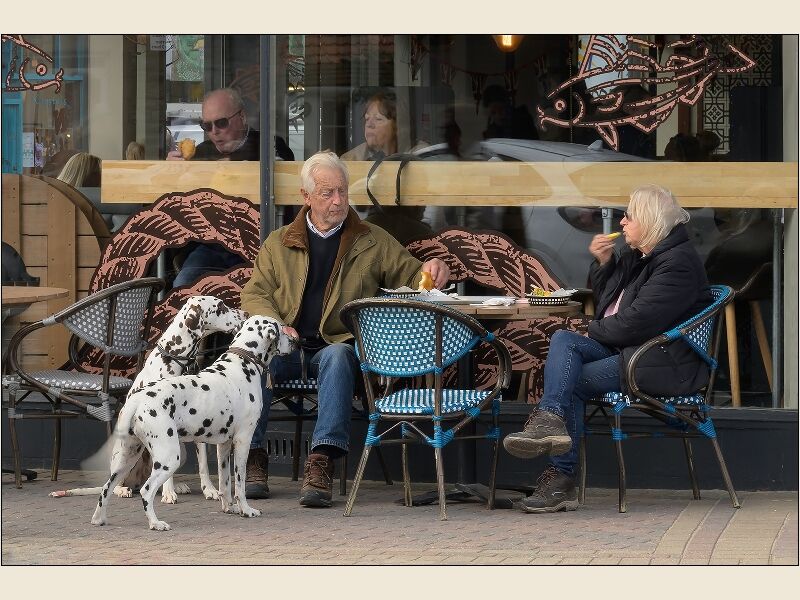 Print: Expectation by Geoff Mallin - Commended