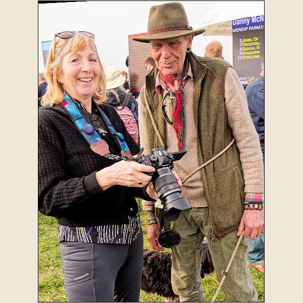 SN7 Looking At Sue's Picture