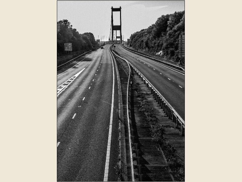 Wobbly Crash Barrier