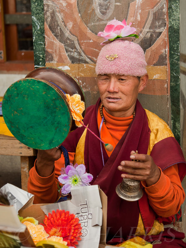 Flower power monk