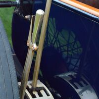Old-fashioned gear lever