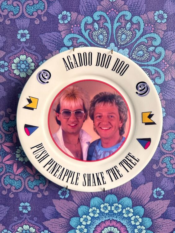 Bespoke Pop Plates