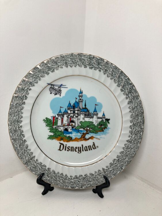 Disneyland and Chinook plate