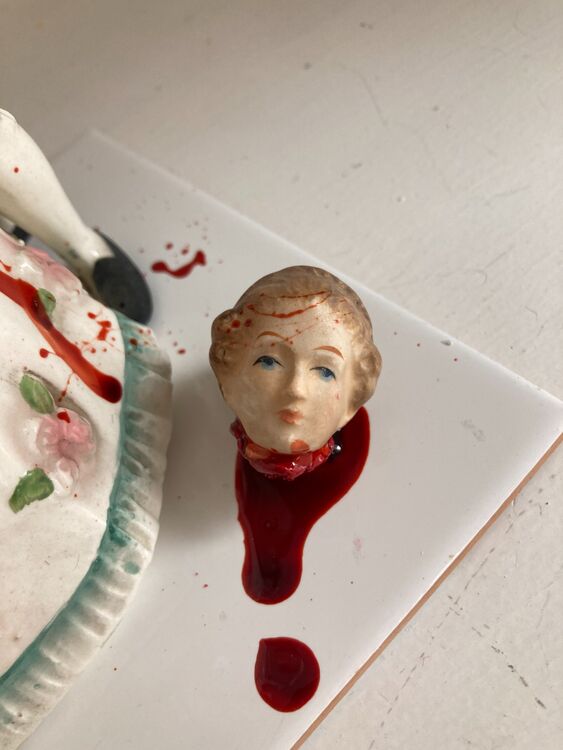 'Murder On The Dancefloor' ceramic figurine