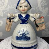 Shop 'Til You Drop ceramic figurine