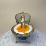 EggsQusite Blue Roses