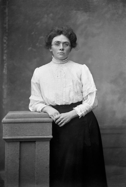 Portrait of a woman, Wales c.1905