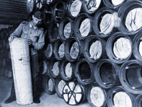 A Soldier and an 80Kg Cartridge