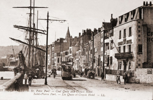 The Crown Hotel Esplanade
