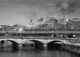 46233 CROSSING THE CLYDE GLASGOW